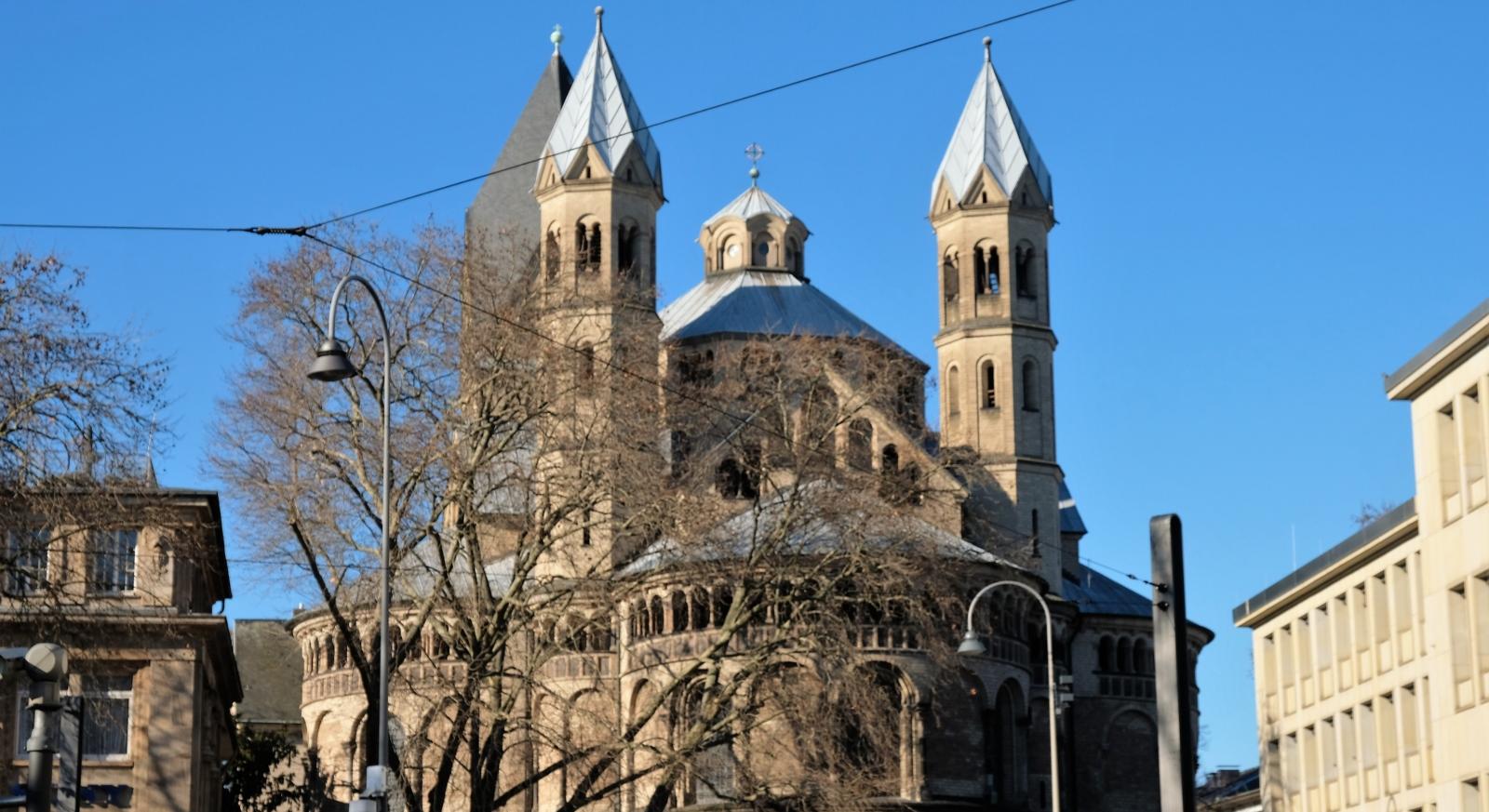 St. Aposteln