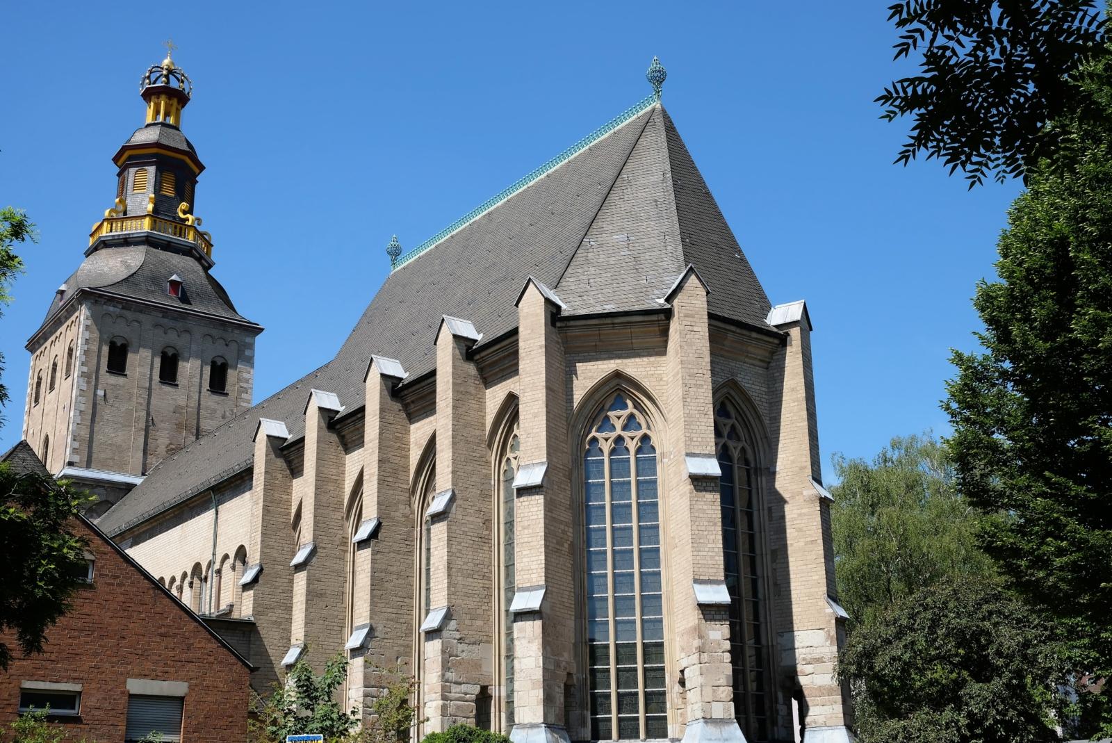St. Ursula Außen